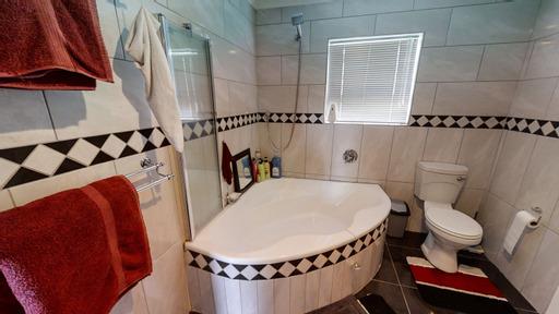 3 Bedroom Property for Sale in Saldanha Heights Western Cape